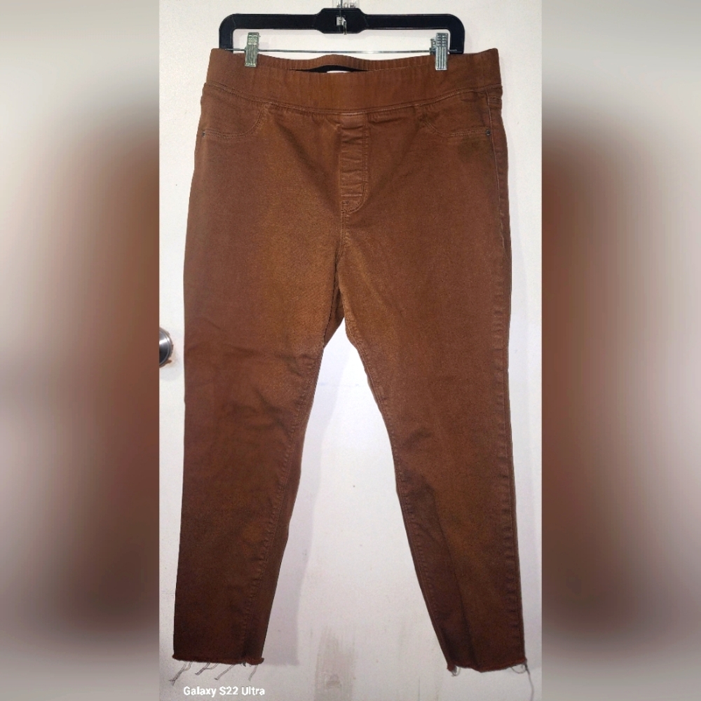 Old Navy Rockstar super skinny jeggings